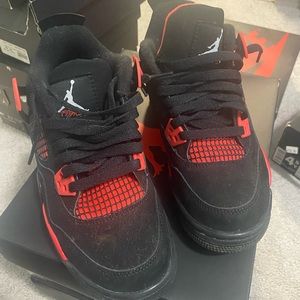 Air Jordan 4 Sz. 5.5